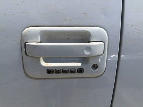 Used 2012 Ford F150 Lariat w/ Lariat Plus Pkg AWD/4WD image 6
