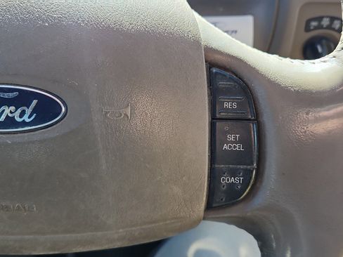 Used 2004 Ford F350 4x4 Crew Cab Super Duty image 20