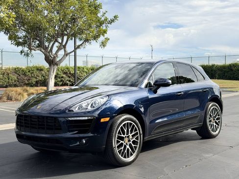 Used 2017 Porsche Macan S AWD/4WD image 1