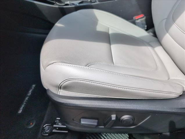 Certified 2026 Hyundai Santa Cruz Limited AWD/4WD image 11