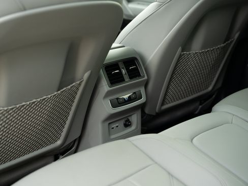 Certified 2024 Audi Q5 2.0T Premium AWD/4WD image 22