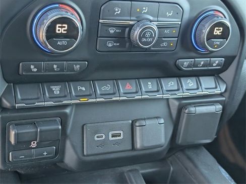 Used 2020 Chevrolet Silverado 2500 High Country w/ Z71 Off-Road Package image 21