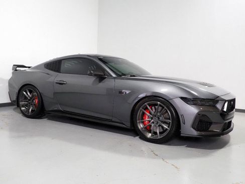 Used 2025 Ford Mustang GT Premium w/ GT Performance Package RWD image 1