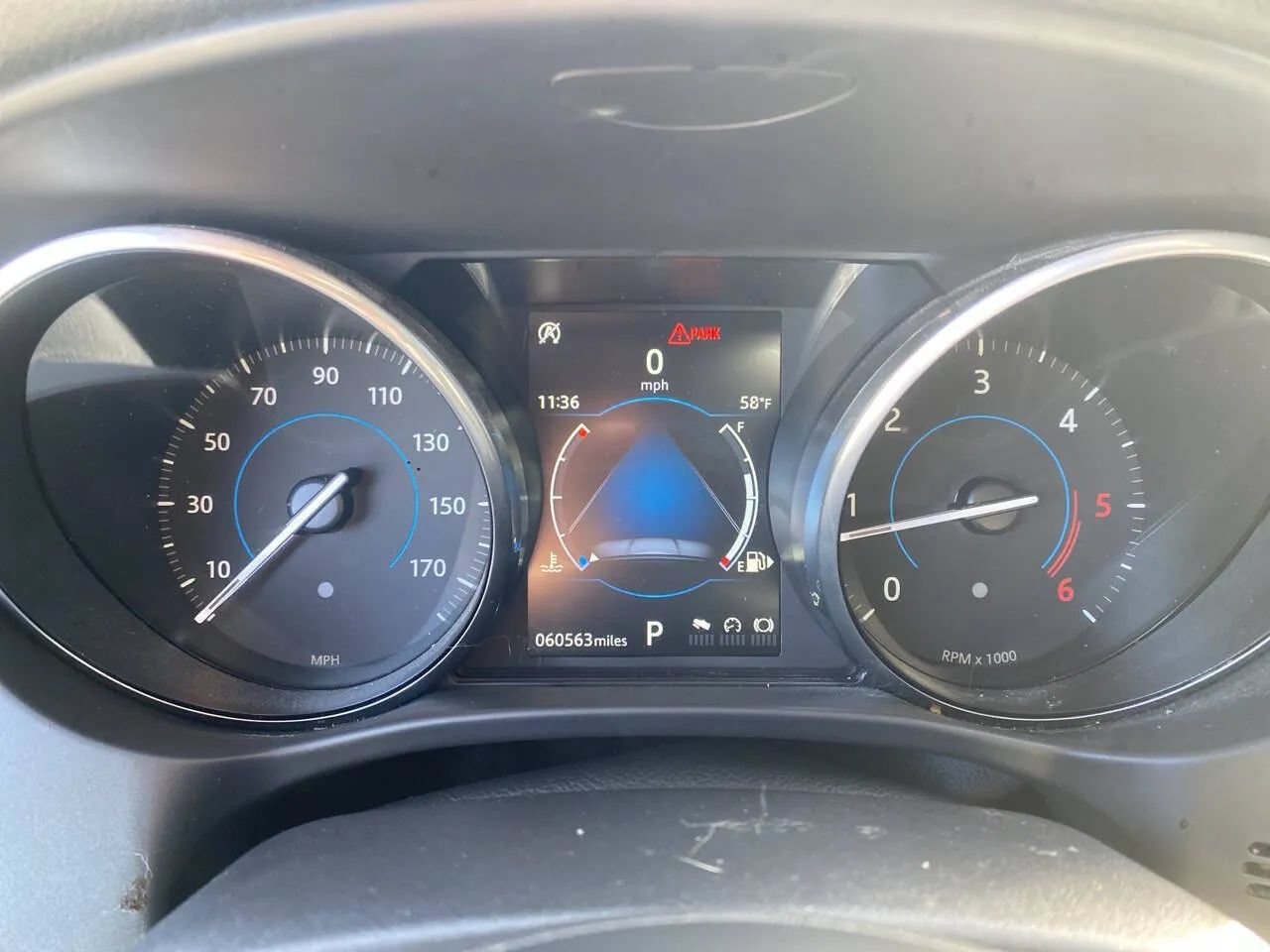 Used 2018 Jaguar F-PACE Premium AWD/4WD image 13