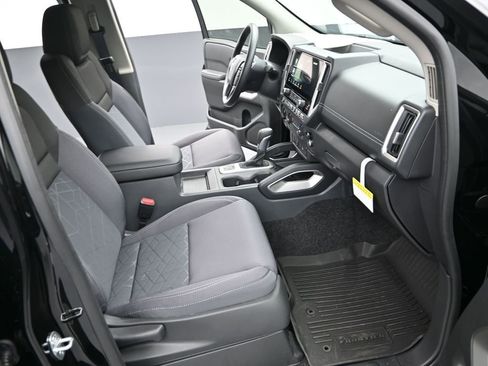 Used 2026 Nissan Frontier SV w/ Tow Package image 23