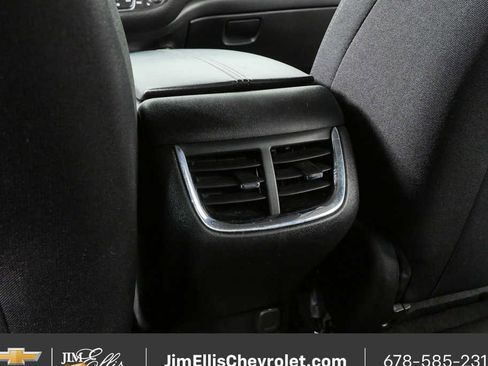 Used 2025 Chevrolet Malibu LT FWD image 18