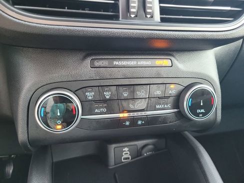 Used 2025 Ford Escape Active image 23