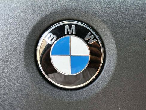 Used 2025 BMW 330i xDrive Sedan AWD/4WD image 25