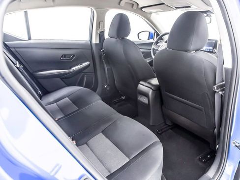 Used 2025 Nissan Sentra SV image 34