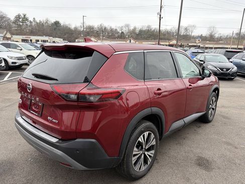 Used 2021 Nissan Rogue SV AWD/4WD image 7