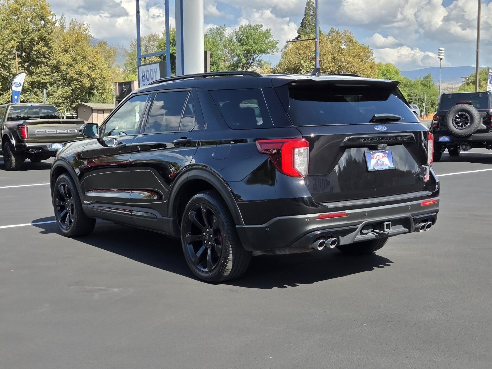 Used 2022 Ford Explorer ST w/ Equipment Group 401A AWD/4WD image 7