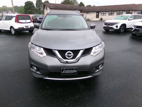 Used 2016 Nissan Rogue SL w/ SL Premium Package AWD/4WD image 4