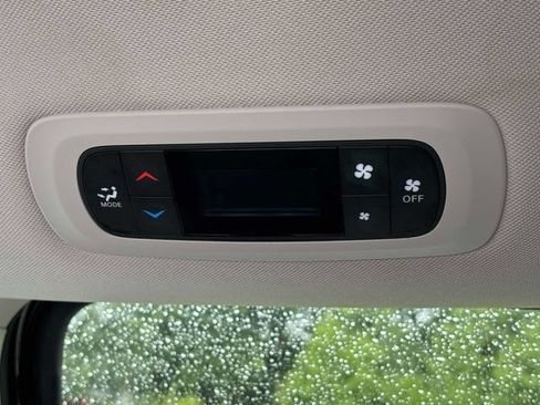 Used 2024 Chrysler Voyager LX FWD image 23