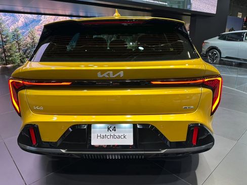 New 2026 Kia K4 GT-Line Turbo image 12