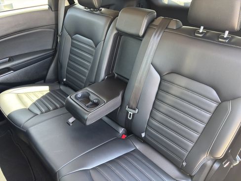 Used 2024 Ford Edge SEL image 23