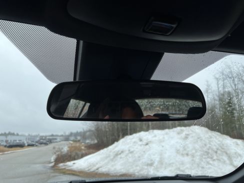 Used 2021 Toyota C-HR LE image 28