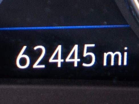 Used 2024 Chevrolet Malibu LT image 14