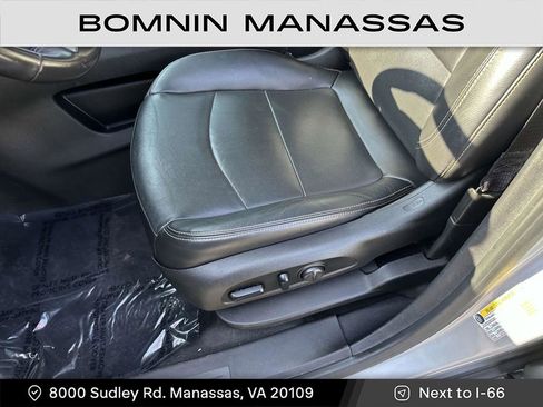 Used 2019 GMC Terrain SLT w/ Preferred Package image 16