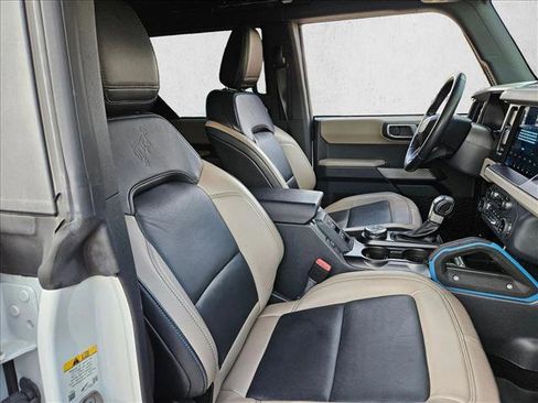 Certified 2022 Ford Bronco Wildtrak image 23