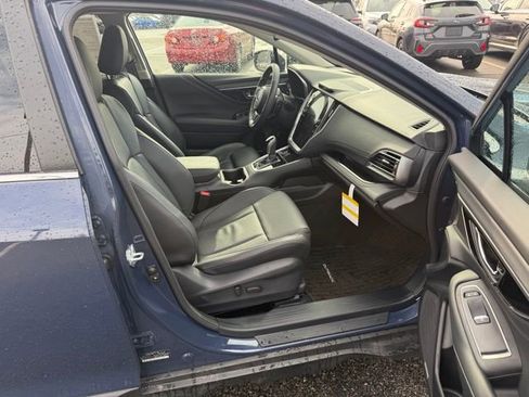 Certified 2025 Subaru Outback Limited AWD/4WD image 11
