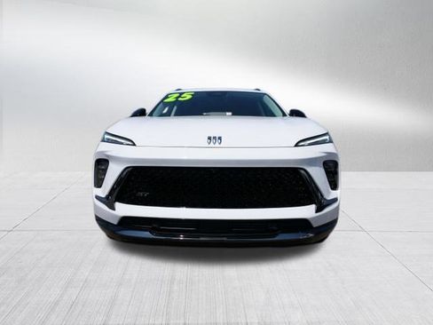 New 2025 Buick Envision Sport Touring image 8