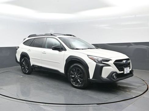 Used 2024 Subaru Outback Onyx Edition AWD/4WD image 2