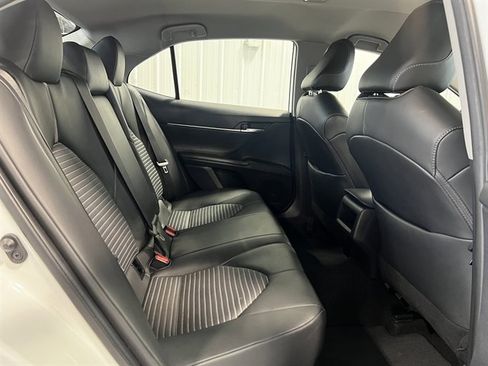 Used 2024 Toyota Camry SE image 20