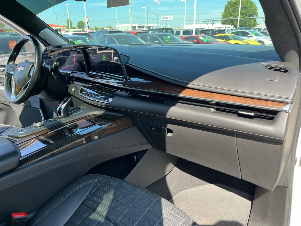 Used 2021 Cadillac Escalade Sport Platinum w/ LPO, ONYX Package AWD/4WD image 58