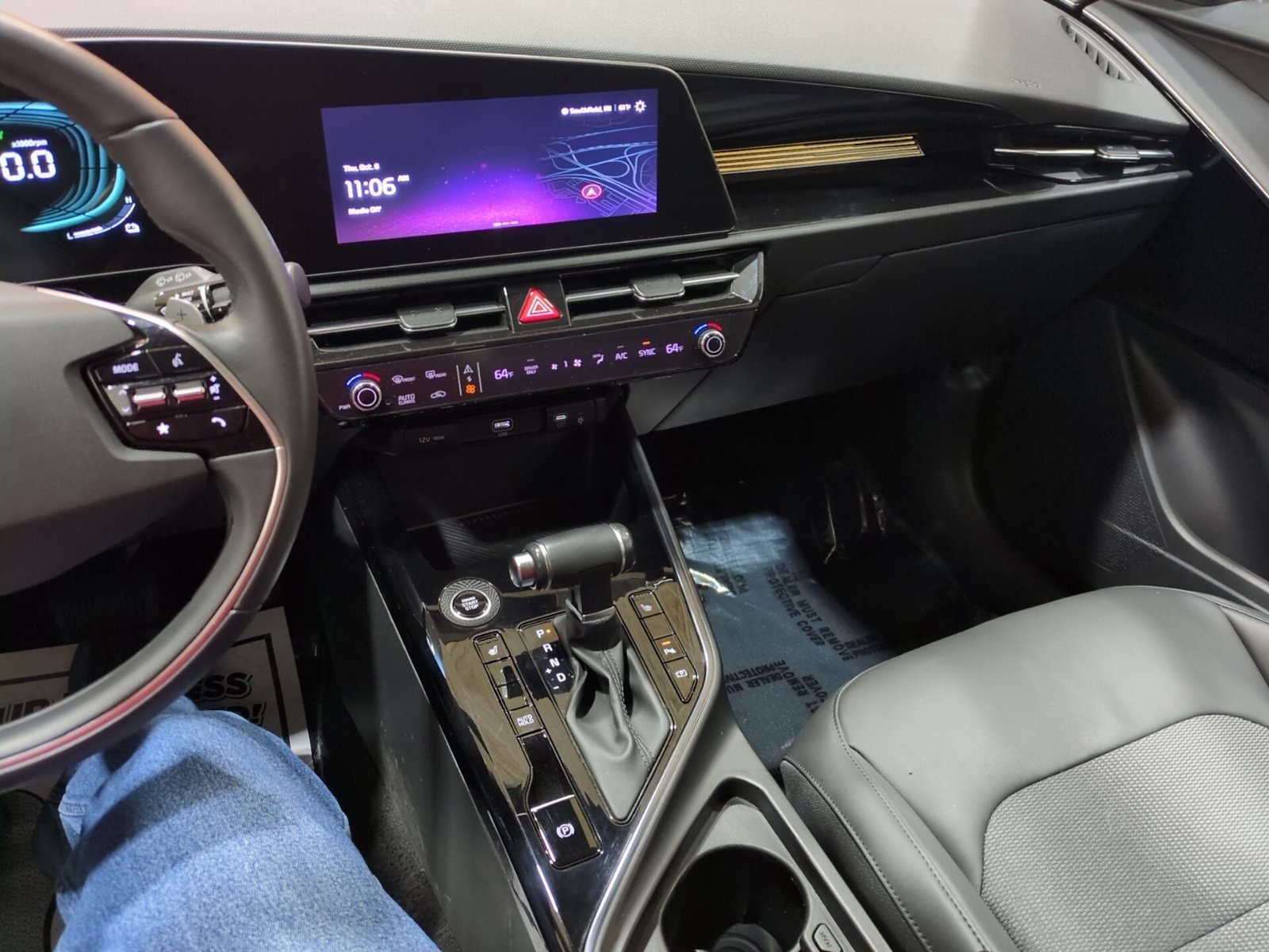 Certified 2024 Kia Niro EX FWD image 26