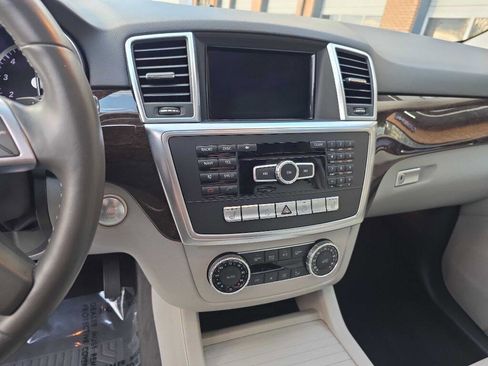 Used 2013 Mercedes-Benz ML 350 4MATIC image 12