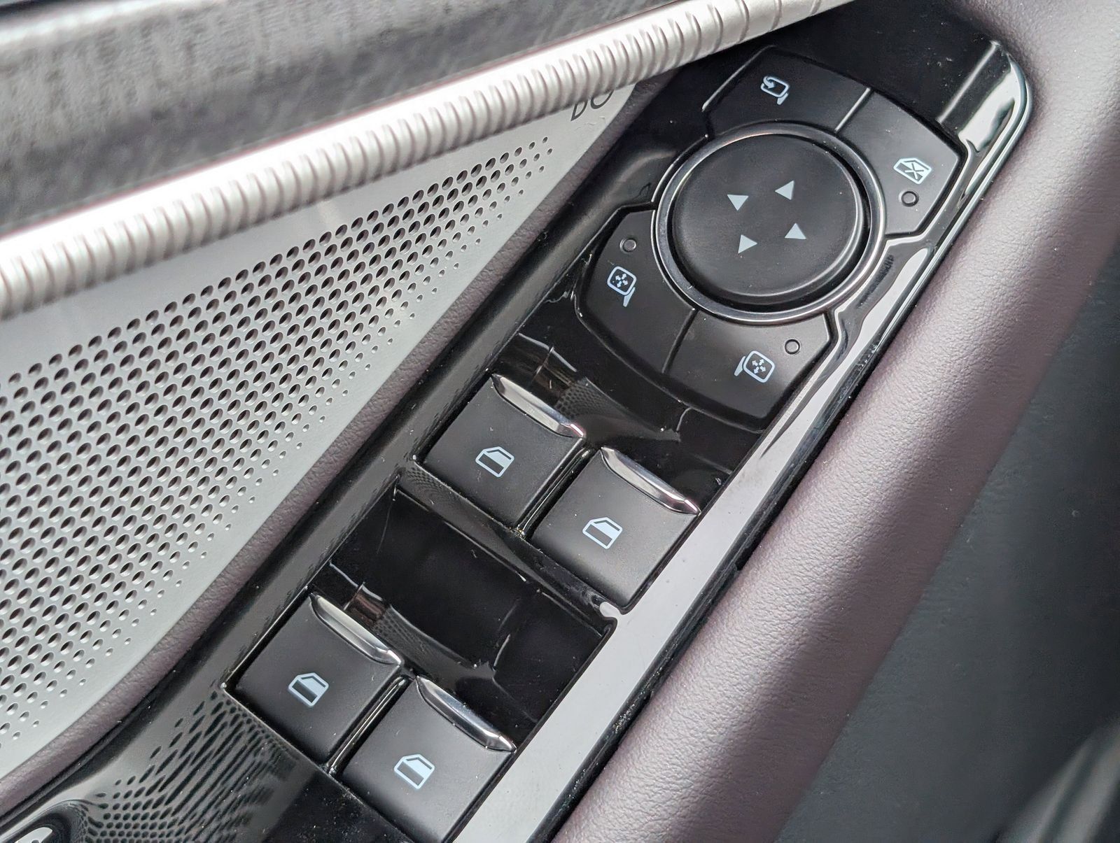 New 2026 Ford Explorer Platinum RWD image 23