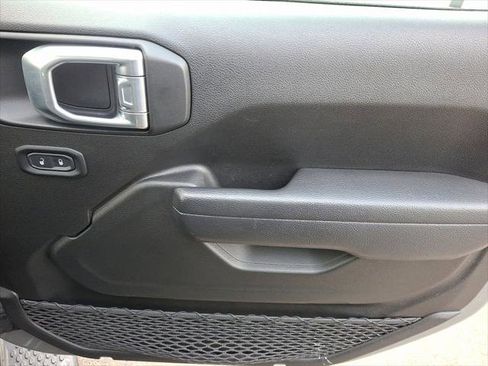 Certified 2022 Jeep Wrangler Unlimited Sport image 10