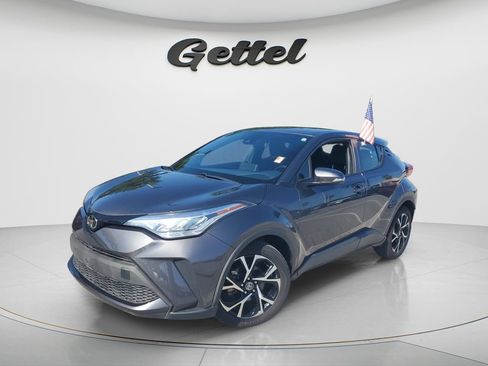 Used 2022 Toyota C-HR XLE FWD image 1