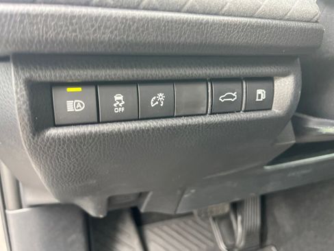 Used 2026 Toyota Camry XLE FWD image 13