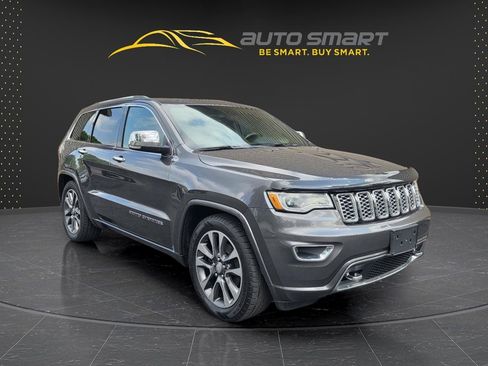 Used 2017 Jeep Grand Cherokee Overland AWD/4WD image 7