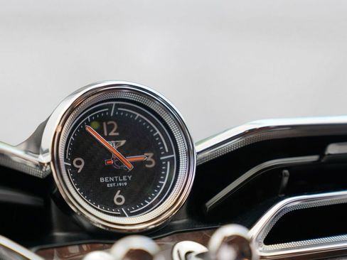 Used 2022 Bentley Bentayga Speed AWD/4WD image 47