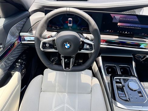 New 2026 BMW 760i xDrive AWD/4WD image 17