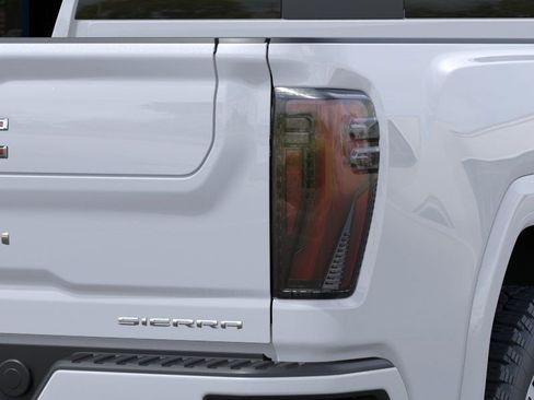 New 2026 GMC Sierra 3500 Denali w/ Denali Reserve Package AWD/4WD image 11