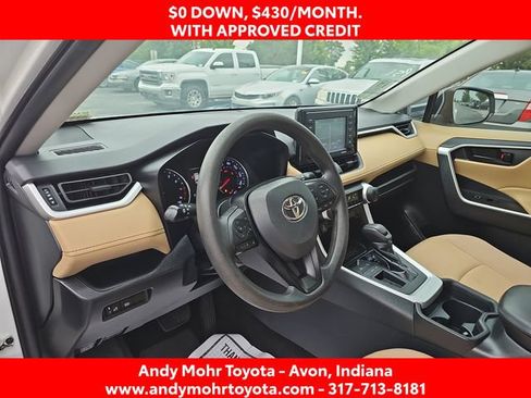 Used 2021 Toyota RAV4 LE FWD image 9