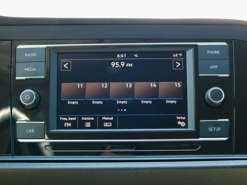 Used 2019 Volkswagen Jetta S w/ Driver Assistance Package FWD image 14