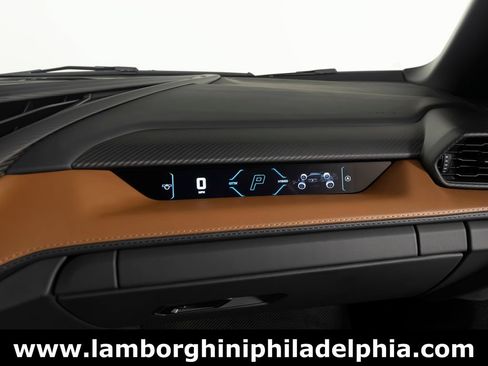 Used 2024 Lamborghini Revuelto AWD/4WD image 37