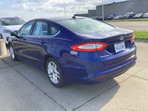 Used 2015 Ford Fusion SE FWD image 13