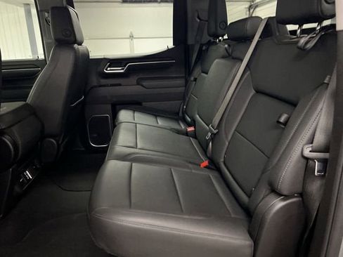 Certified 2025 GMC Sierra 1500 SLT image 25