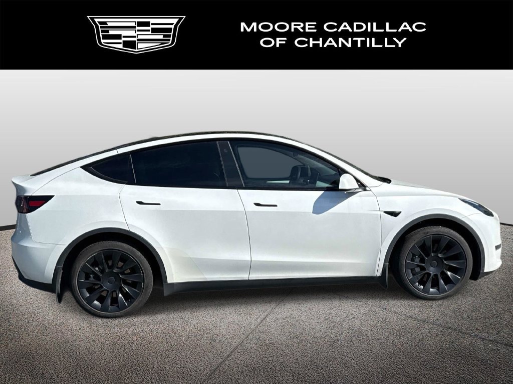 Used 2023 Tesla Model Y Long Range AWD/4WD image 1