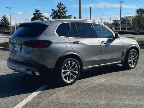 Certified 2024 BMW X5 sDrive40i w/ Premium Package image 8