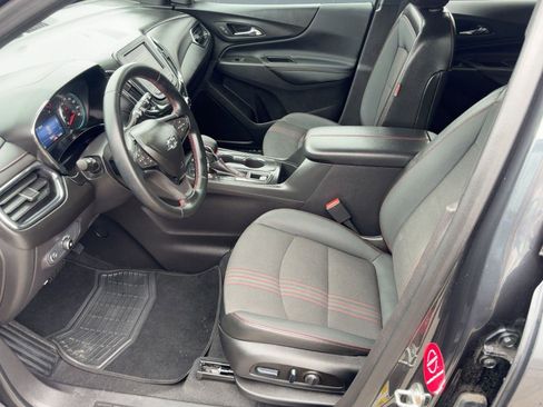 Used 2023 Chevrolet Equinox RS image 5