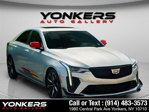 Used 2024 Cadillac CT4 V Blackwing w/ Arrival Edition image 10