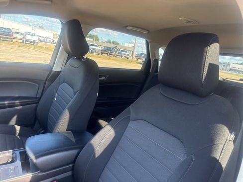 Used 2022 Ford Edge SE image 18