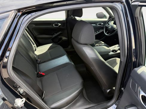 Used 2023 Honda Civic Sport image 18