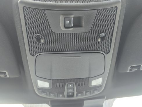 Used 2020 Ford F150 Lariat w/ Equipment Group 502A Luxury image 28